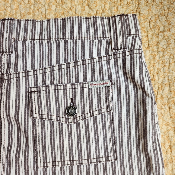 Y2K Roxy Jeans Mini Skirt - Picture 4 of 5